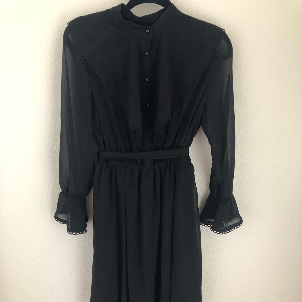 Lace Ruffle Dress - Picture 2 of 7